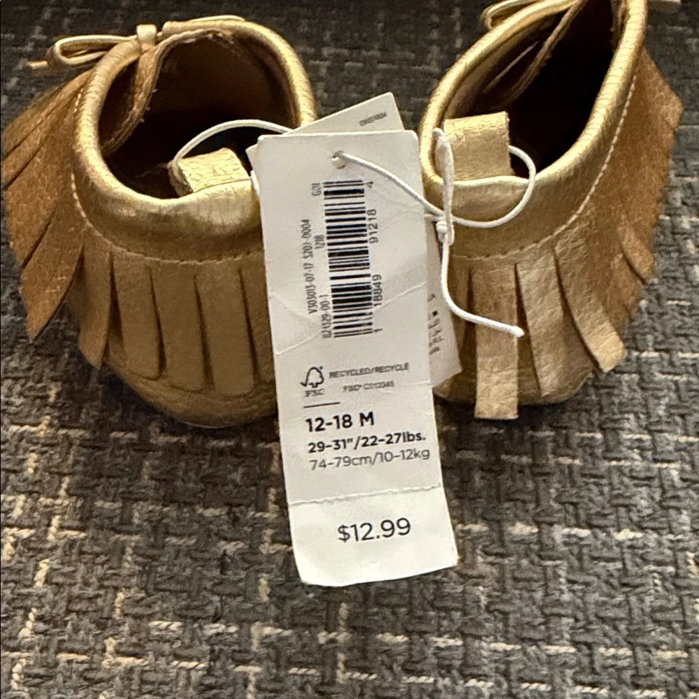 Old Navy Gold Kids Moccasins - Picture 2 of 3